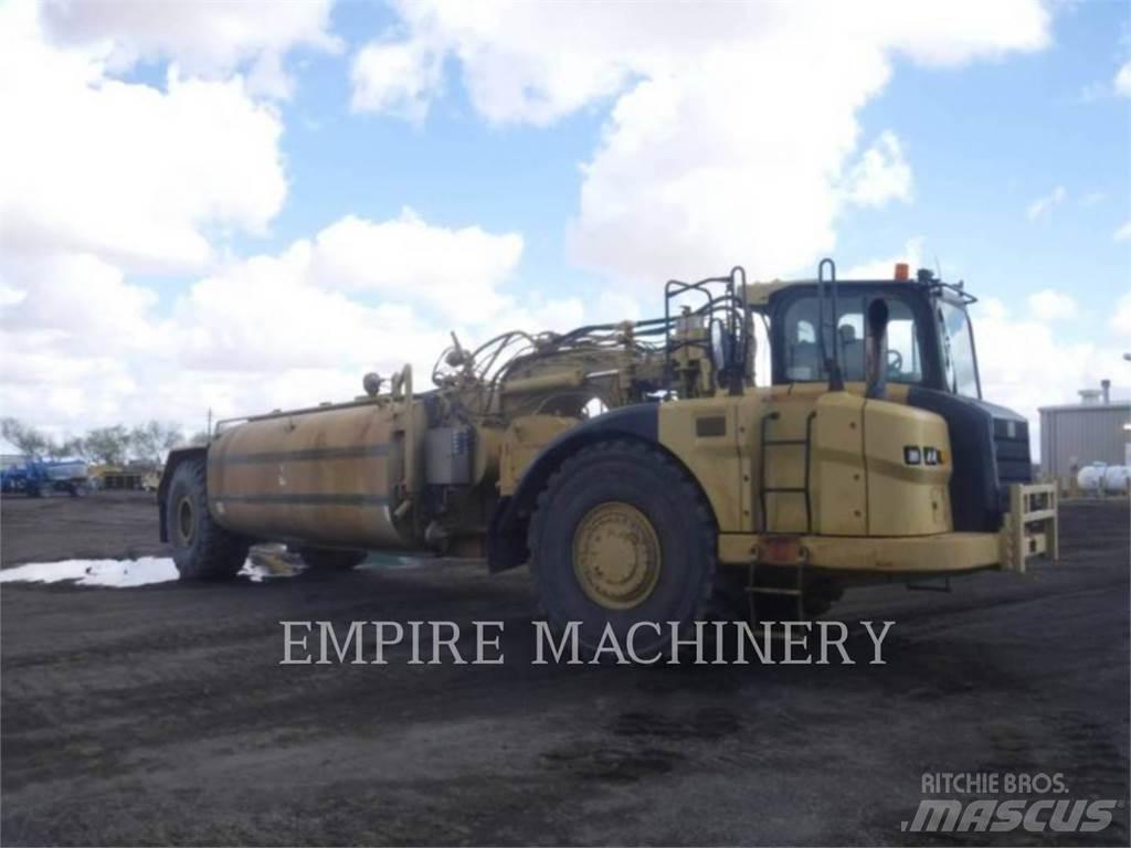 CAT 621H WW 水罐车