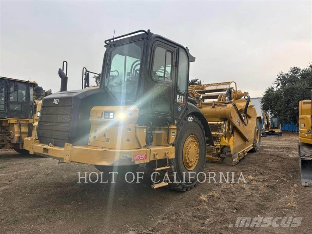 CAT 623 铲运机