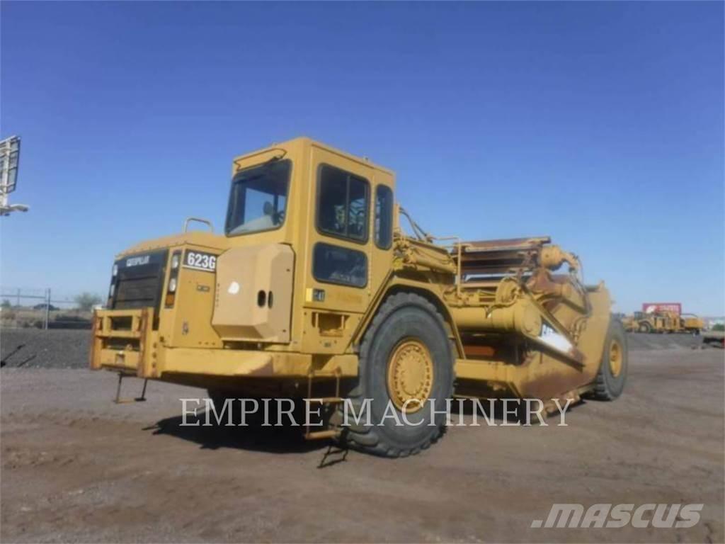 CAT 623G 铲运机