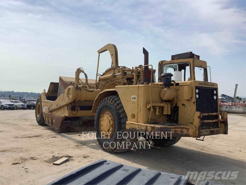CAT 631D 铲运机