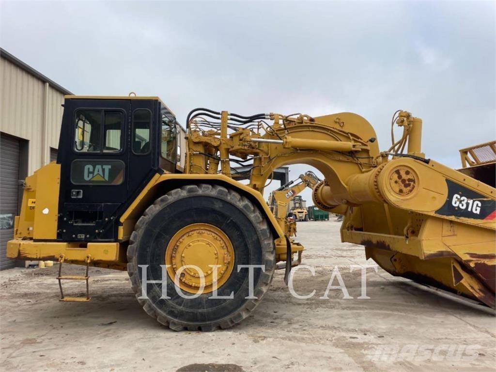 CAT 631G 铲运机