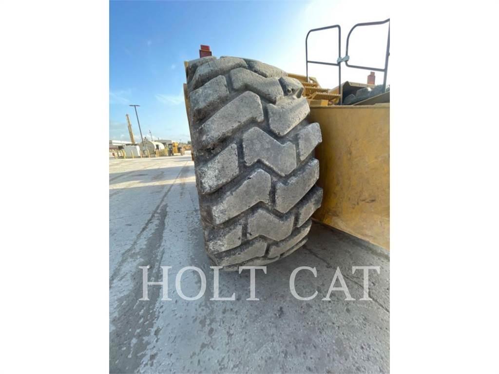 CAT 631K 铲运机