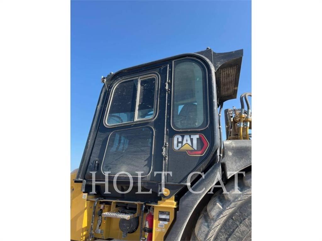 CAT 631K 铲运机