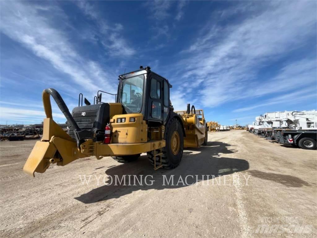 CAT 637 铲运机