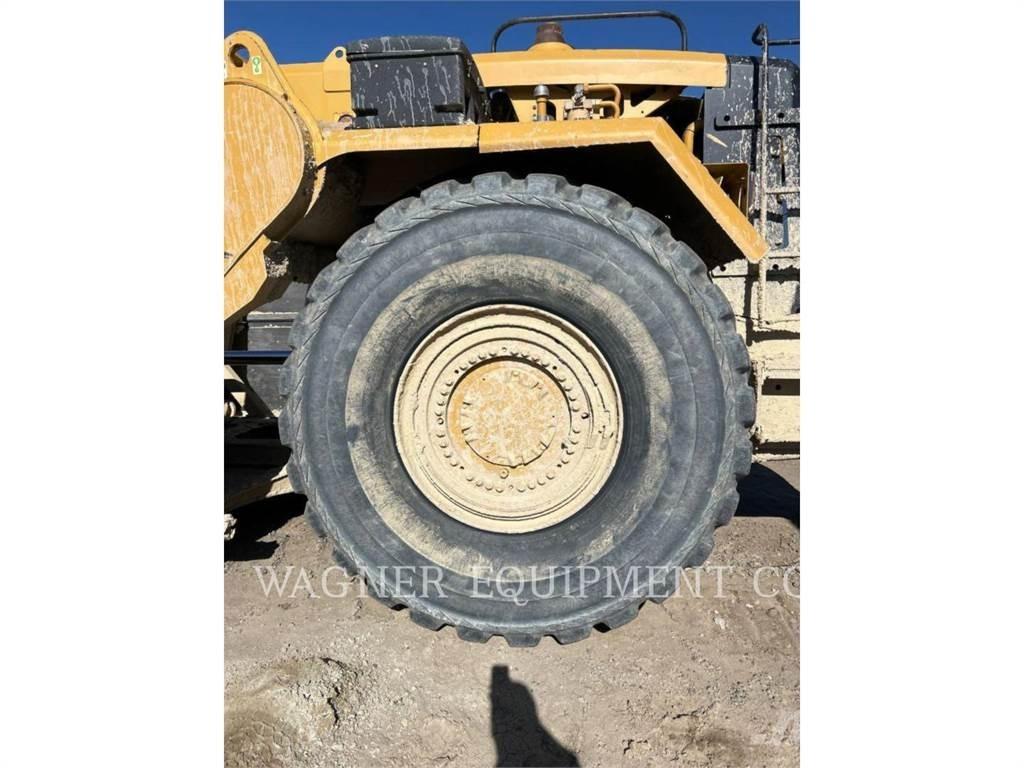 CAT 637K 铲运机