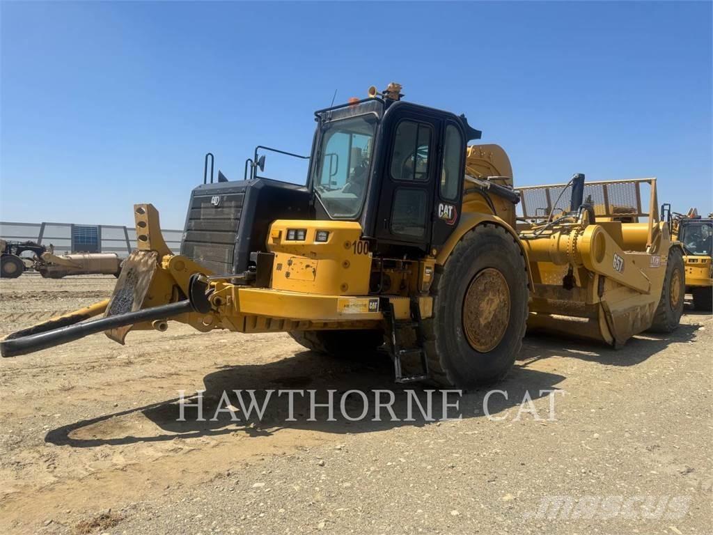CAT 657 铲运机