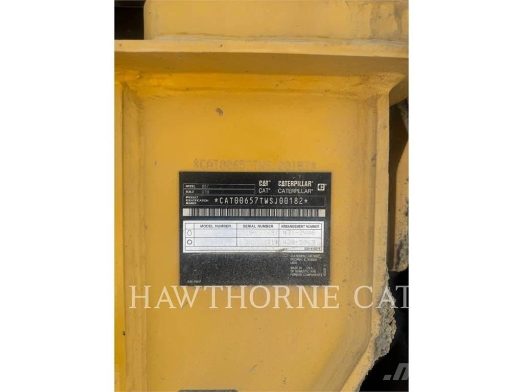 CAT 657 铲运机