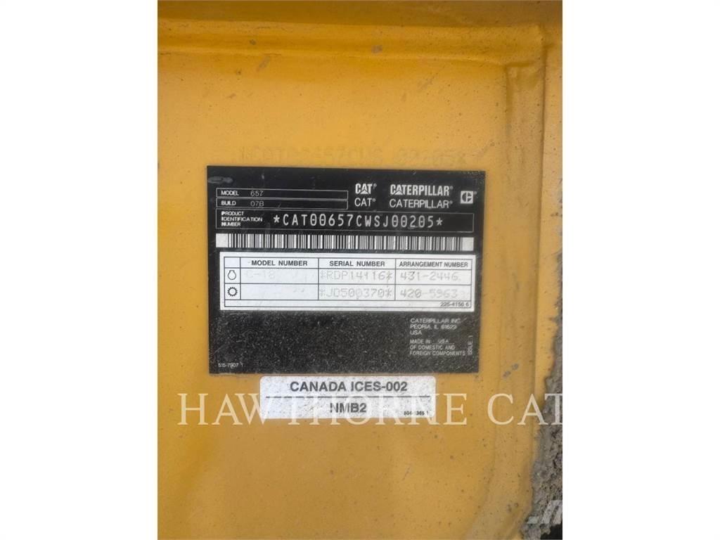 CAT 657 铲运机