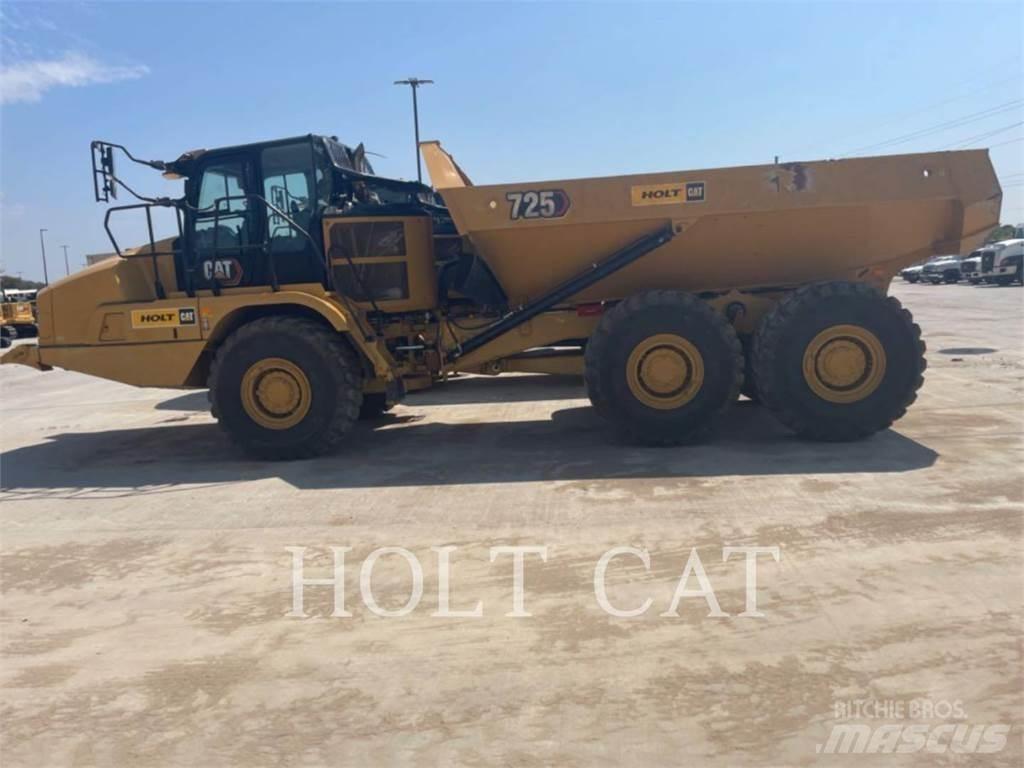 CAT 725 铰接式自卸车
