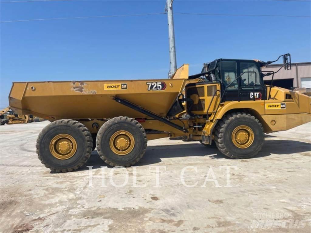 CAT 725 铰接式自卸车