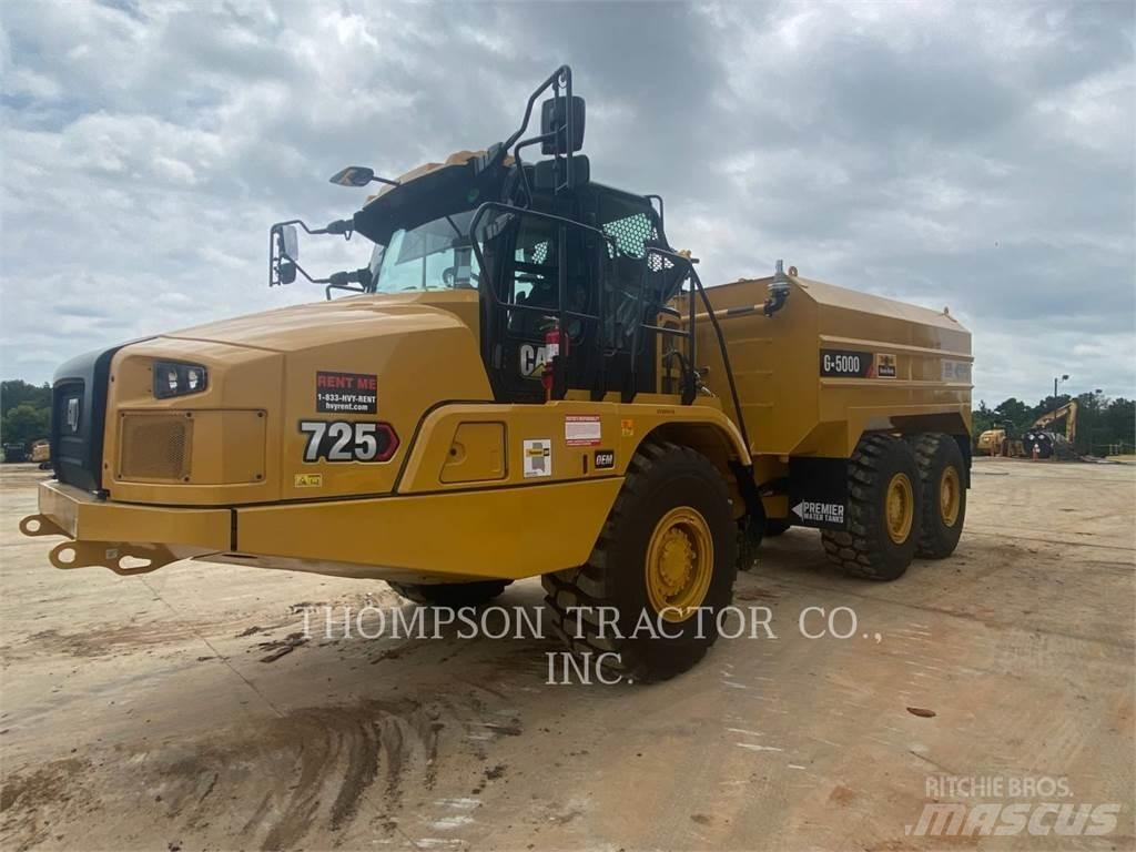 CAT 725 铰接式自卸车