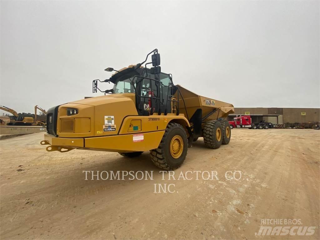 CAT 725 铰接式自卸车