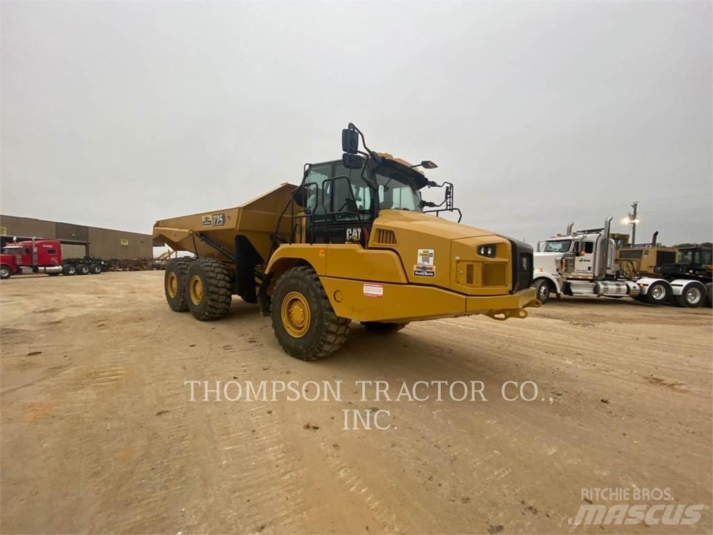 CAT 725 铰接式自卸车
