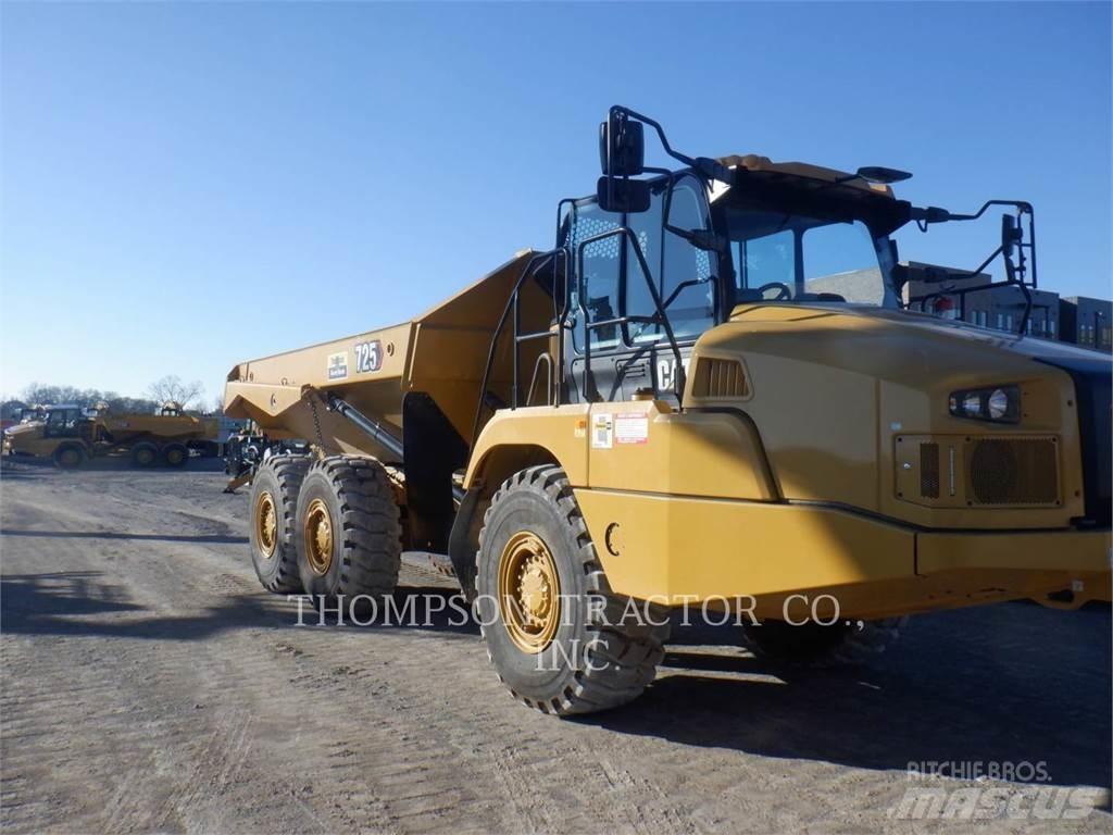 CAT 725 铰接式自卸车