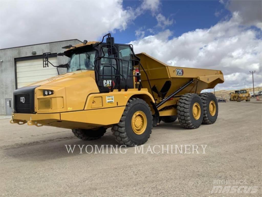 CAT 725 铰接式自卸车