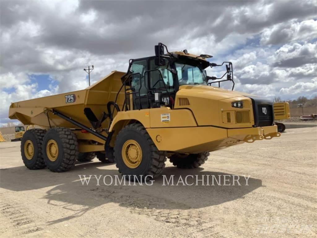 CAT 725 铰接式自卸车