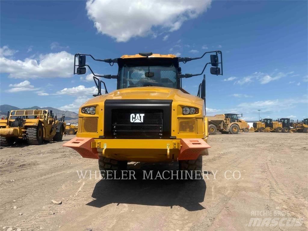 CAT 725 铰接式自卸车