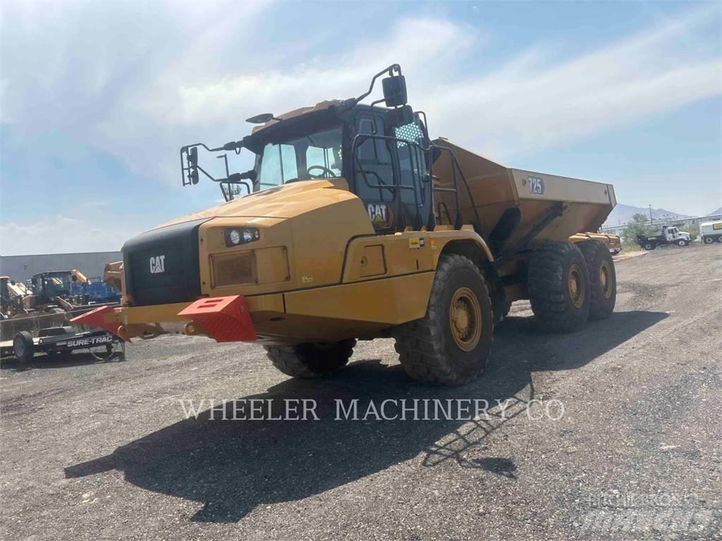 CAT 725 铰接式自卸车