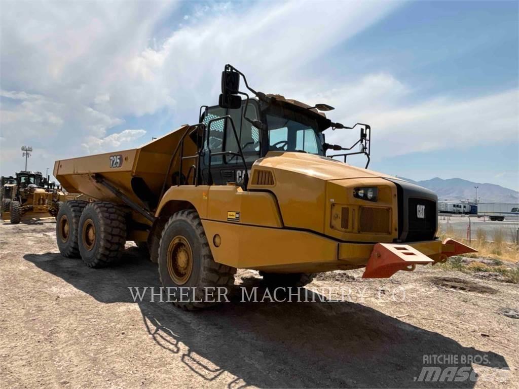 CAT 725 铰接式自卸车