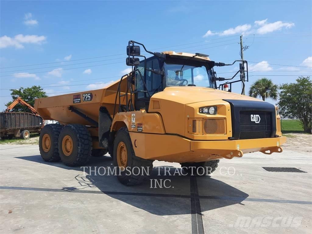 CAT 725 铰接式自卸车