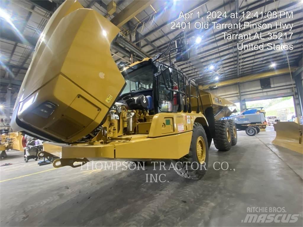 CAT 725 铰接式自卸车