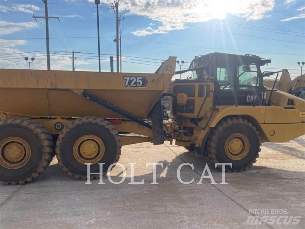 CAT 725 铰接式自卸车