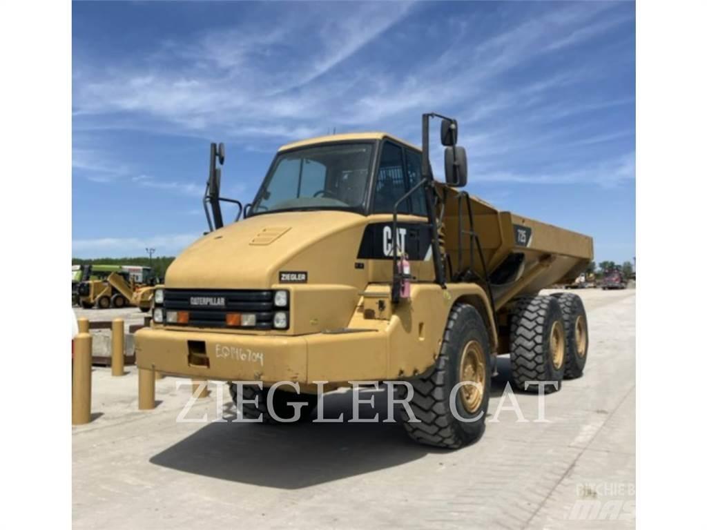 CAT 725 铰接式自卸车