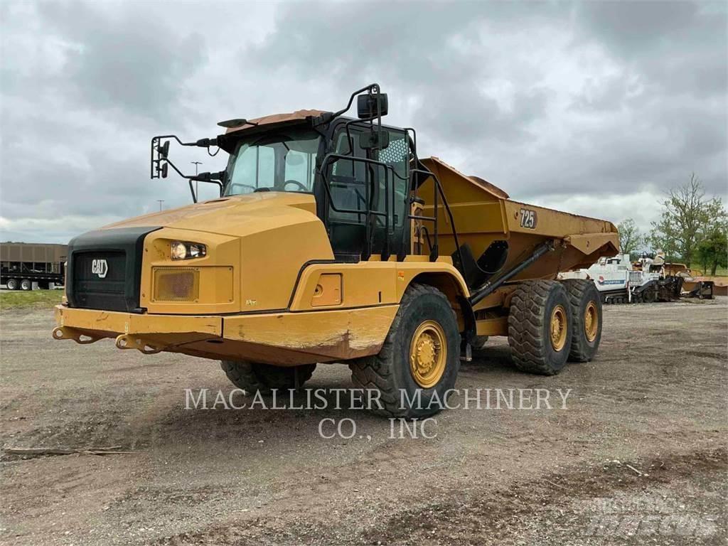 CAT 725 铰接式自卸车