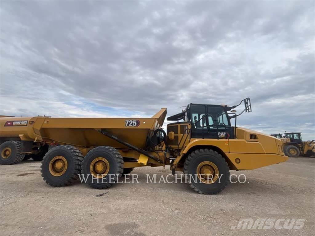 CAT 725 铰接式自卸车
