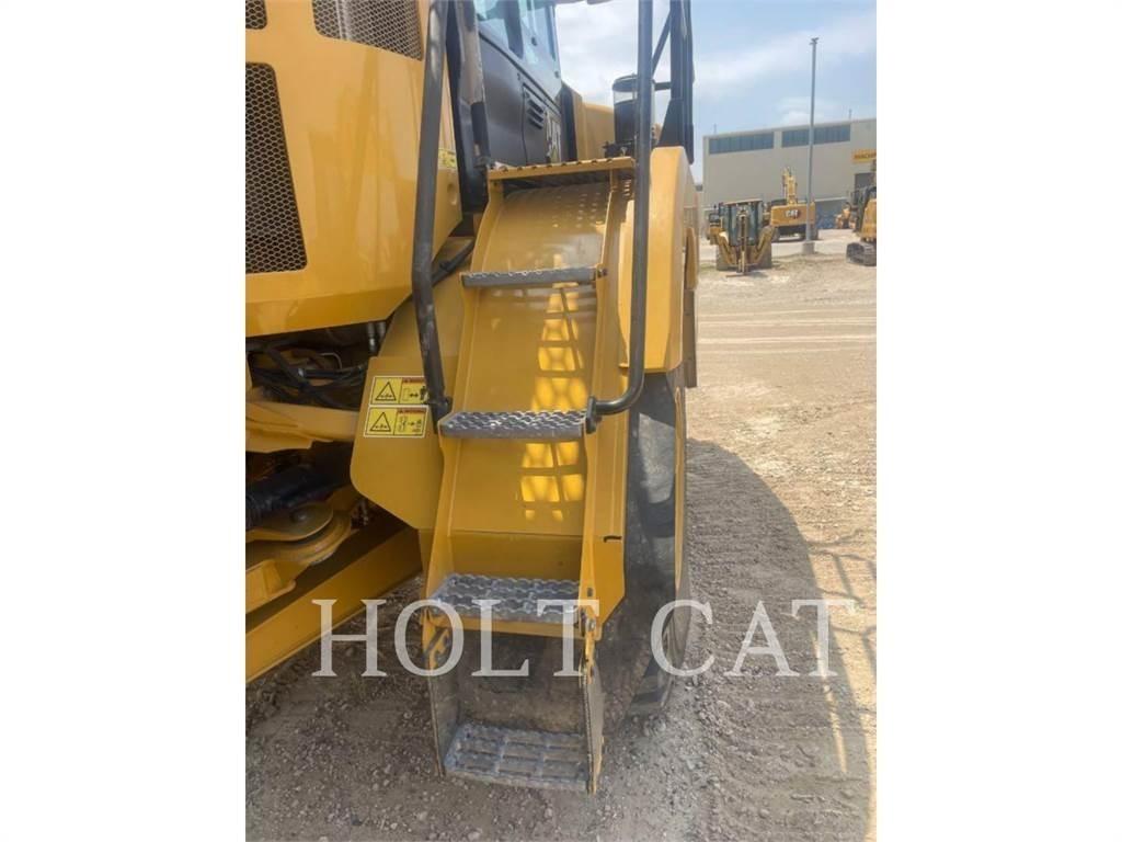 CAT 725 铰接式自卸车