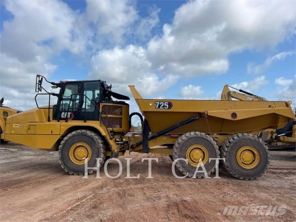 CAT 725 铰接式自卸车