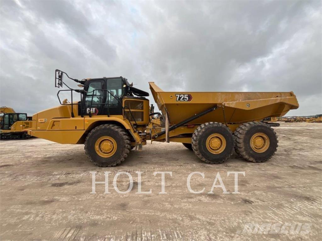 CAT 725 铰接式自卸车