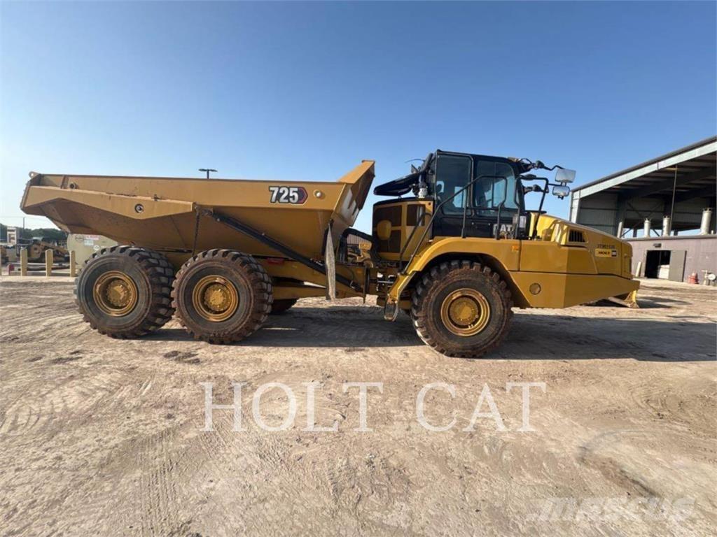 CAT 725 铰接式自卸车