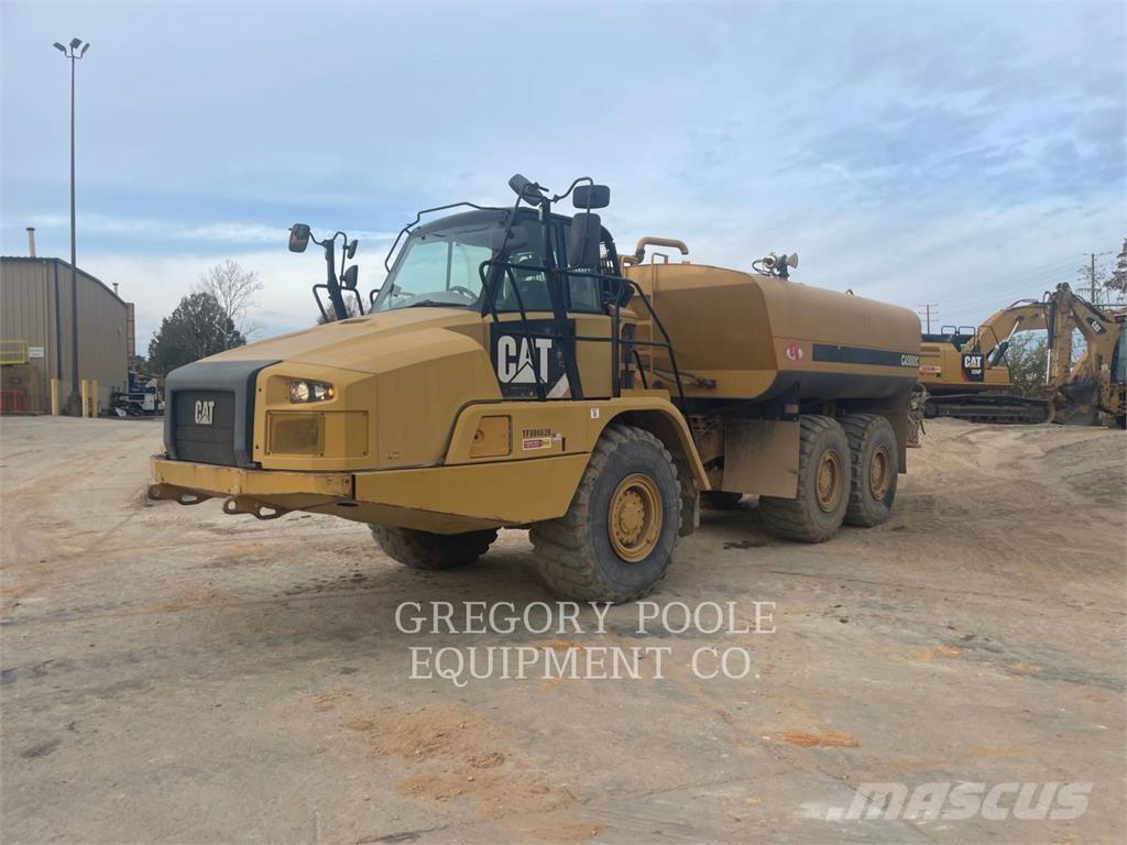 CAT 725 C 铰接式自卸车