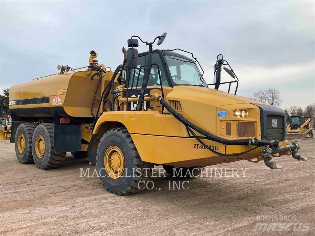 CAT 725 C 2 铰接式自卸车