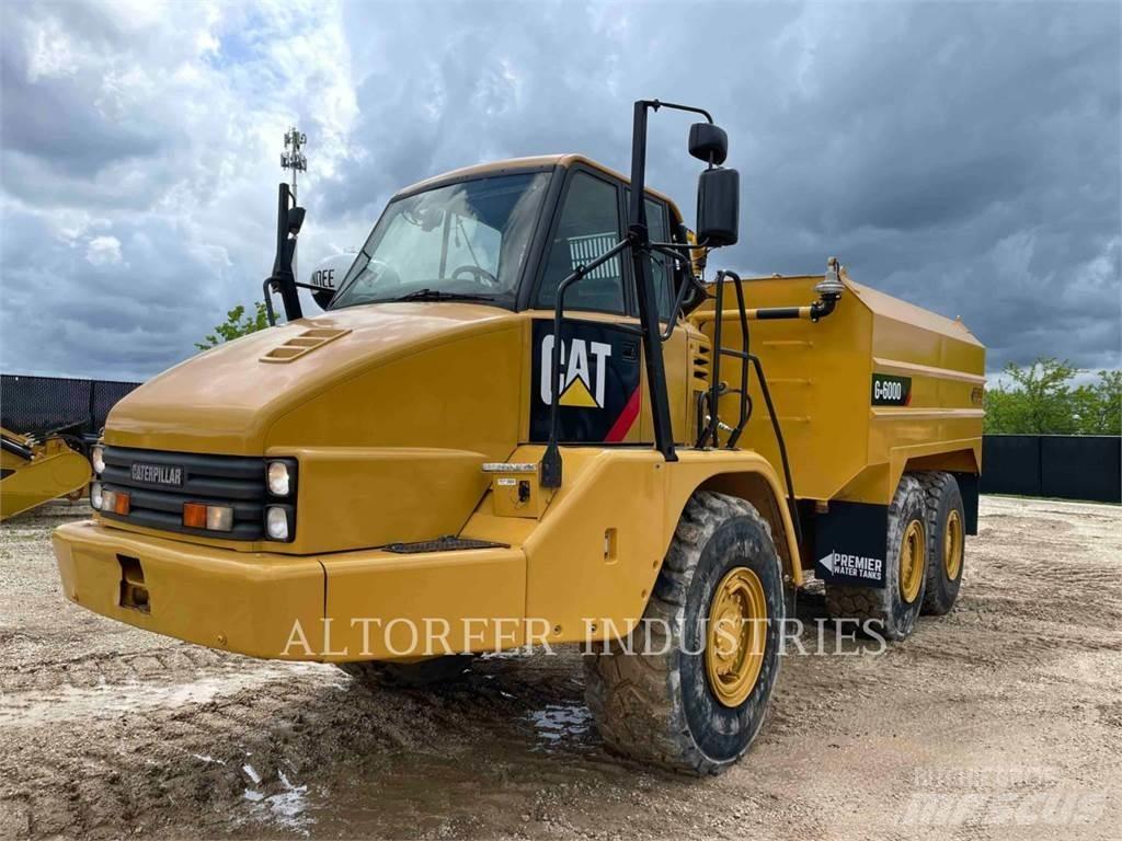 CAT 725 WT 铰接式自卸车