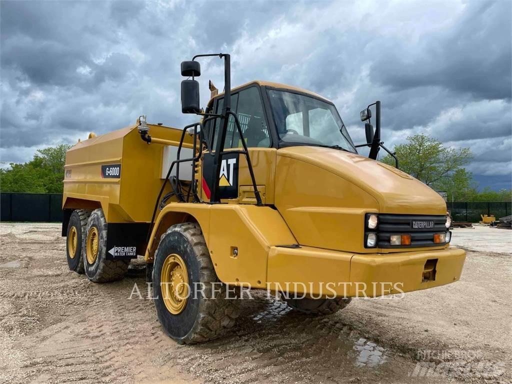 CAT 725 WT 铰接式自卸车