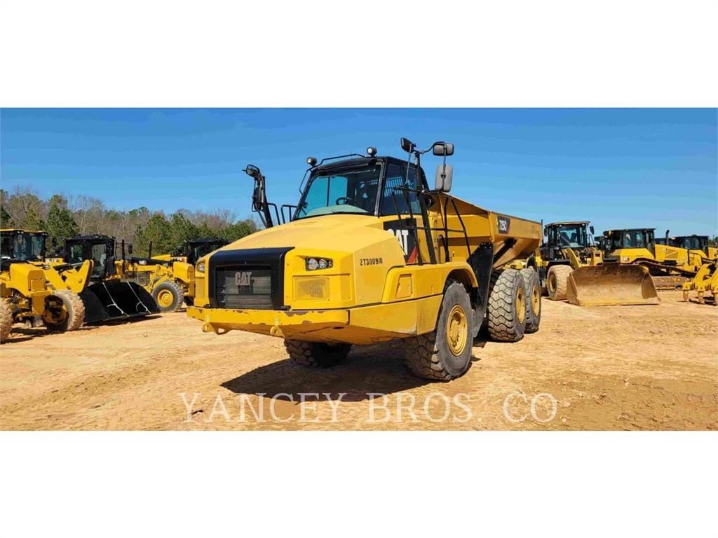 CAT 725 WT 铰接式自卸车