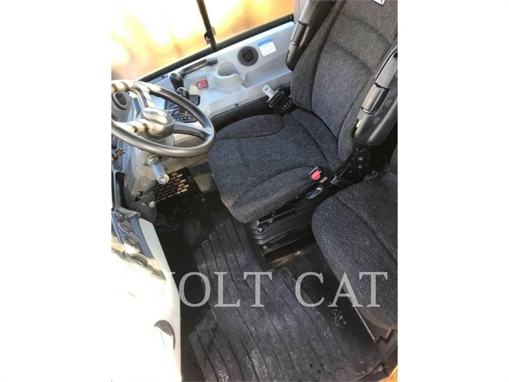 CAT 725C 铰接式自卸车