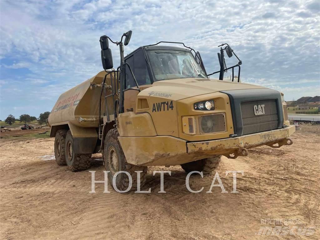 CAT 725C 铰接式自卸车