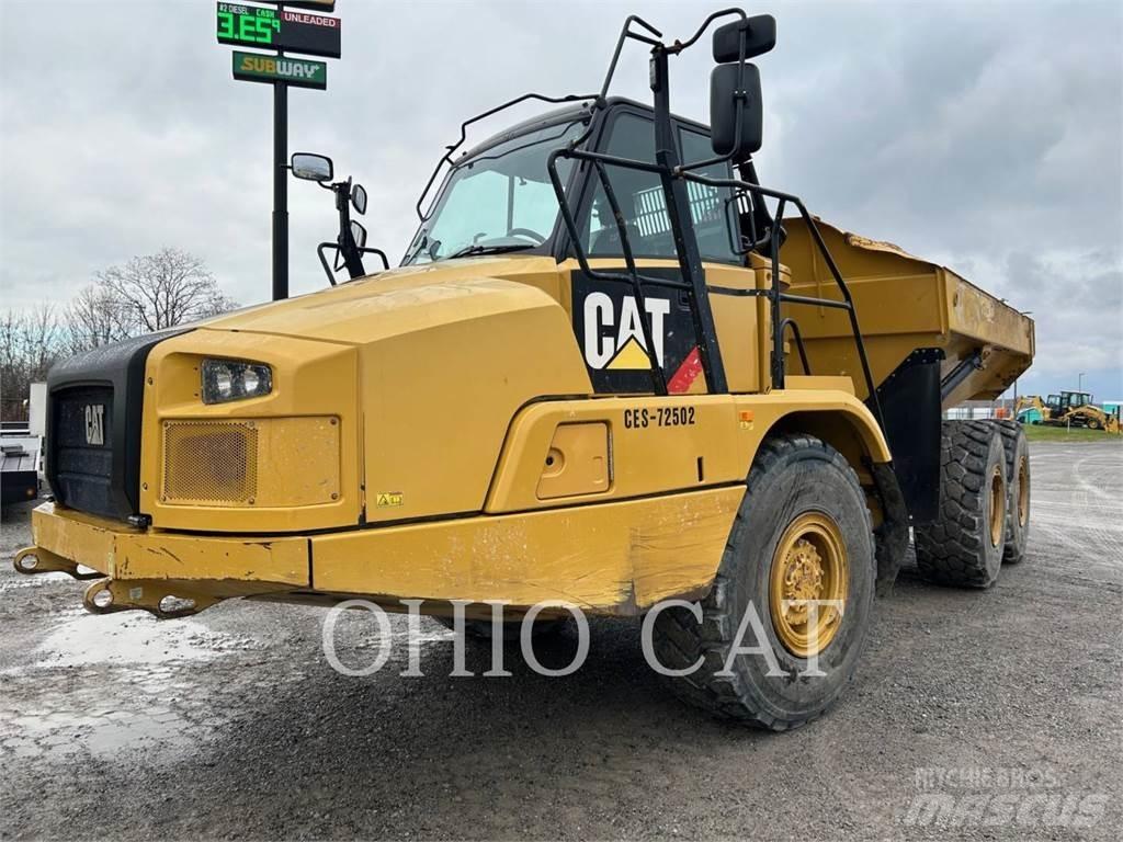 CAT 725C 铰接式自卸车