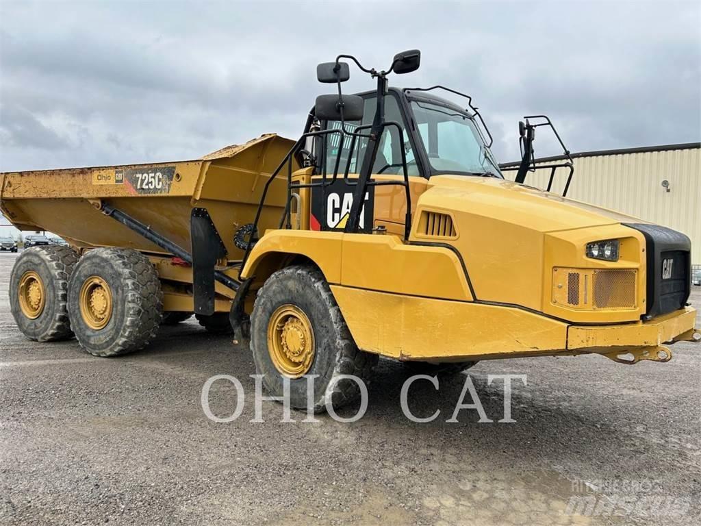 CAT 725C 铰接式自卸车
