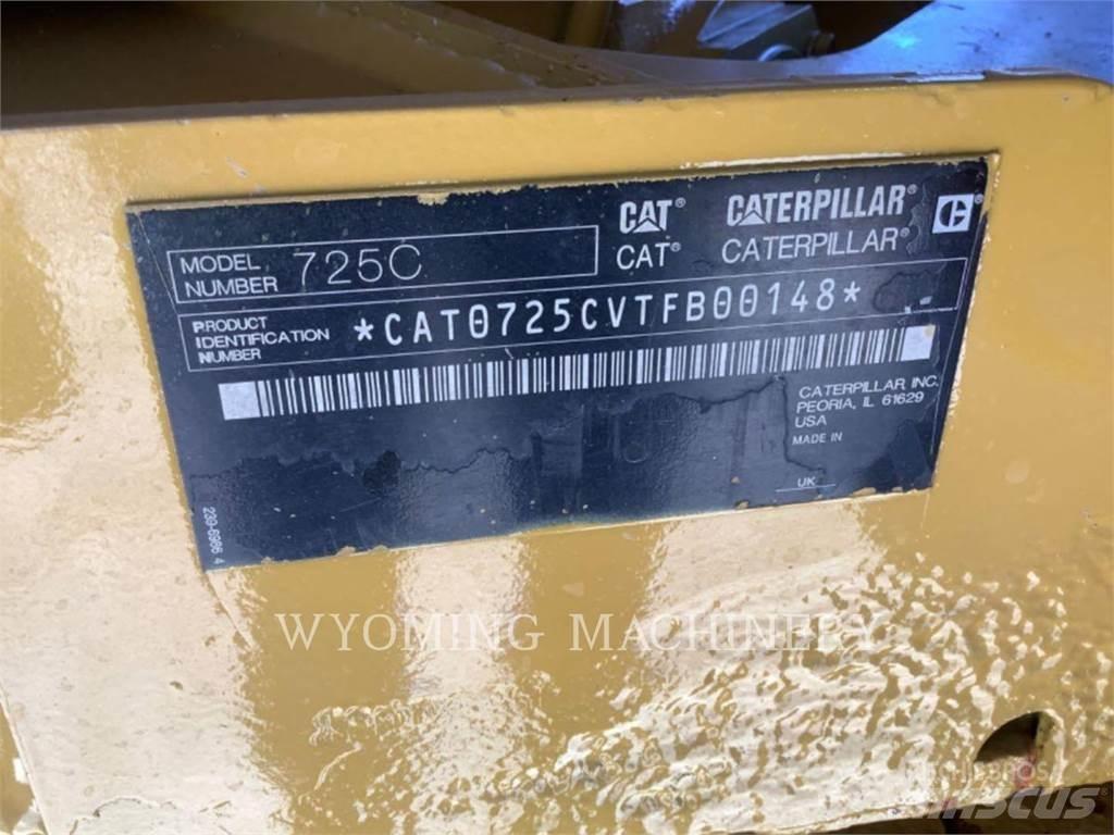 CAT 725C 铰接式自卸车