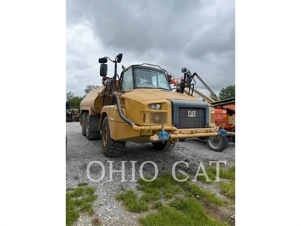 CAT 725C WT 铰接式自卸车