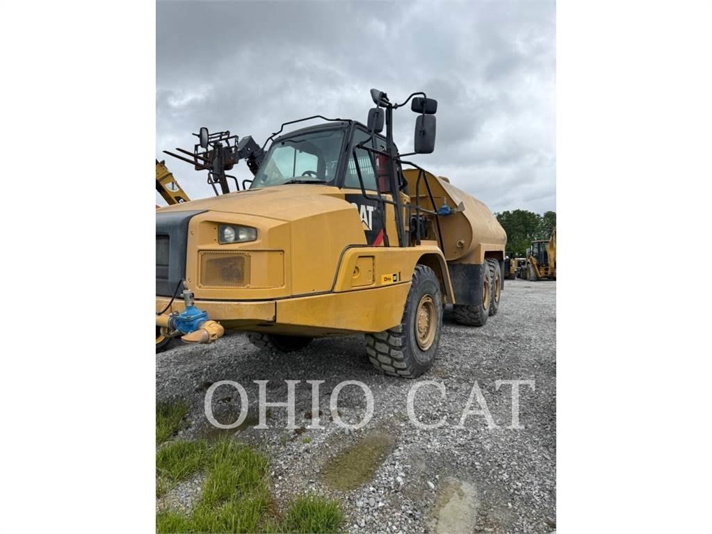 CAT 725C WT 铰接式自卸车
