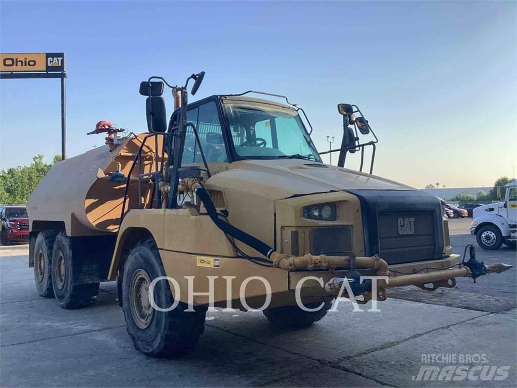 CAT 725C WT 铰接式自卸车