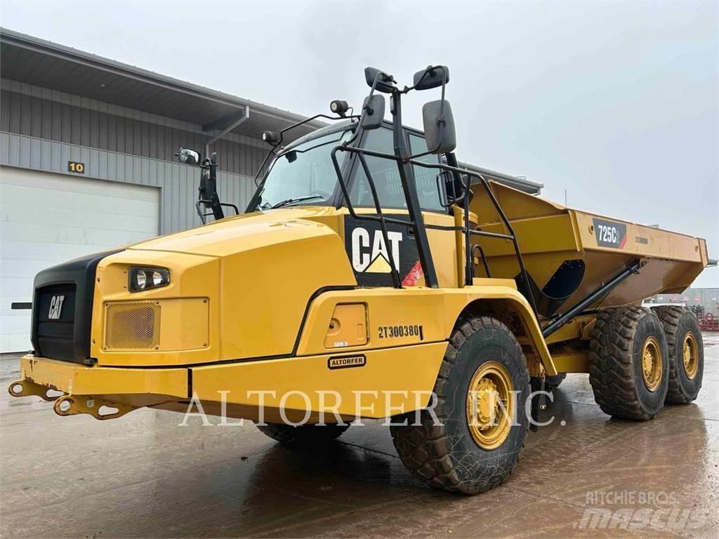 CAT 725C2 铰接式自卸车