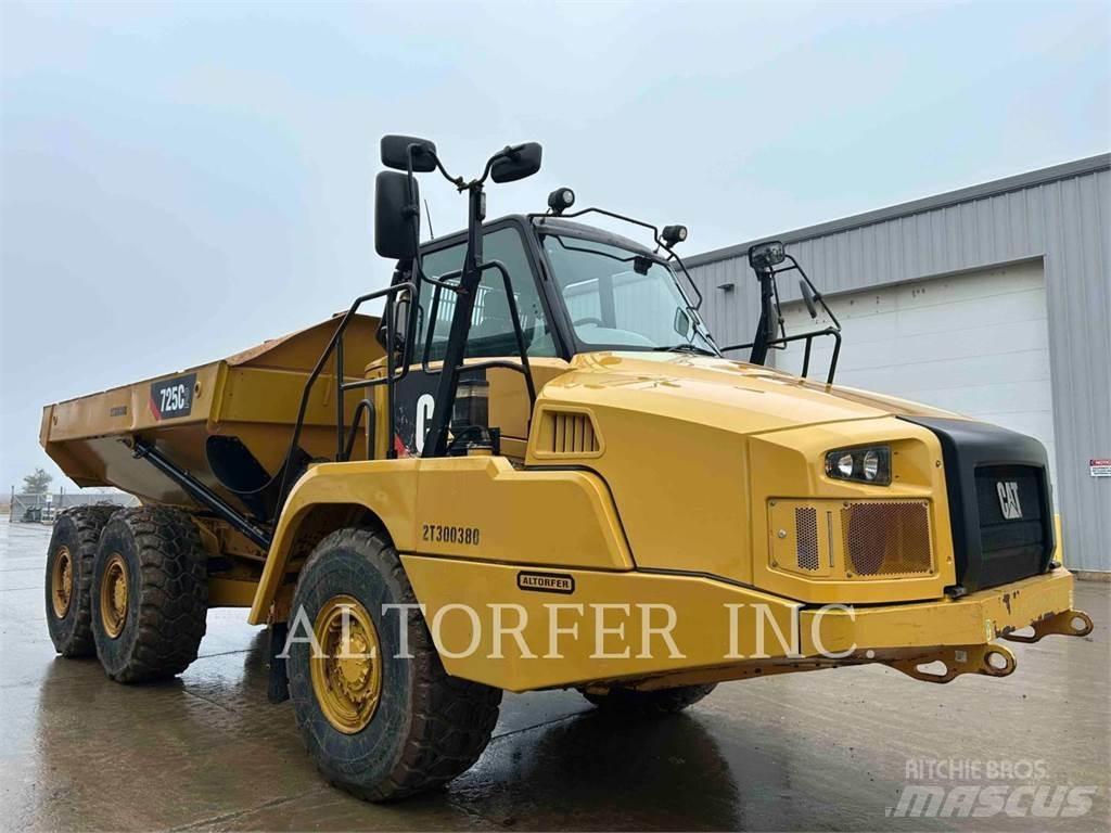 CAT 725C2 铰接式自卸车