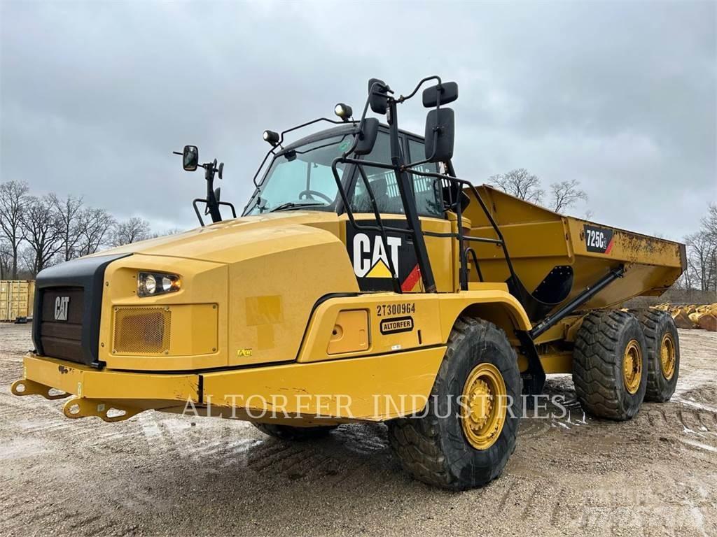 CAT 725C2 铰接式自卸车