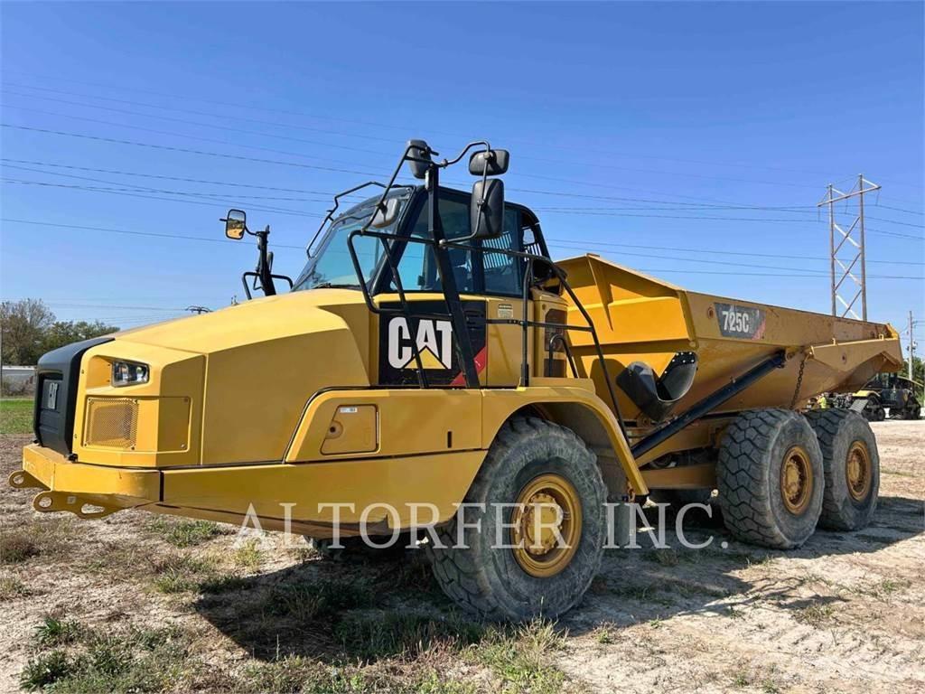 CAT 725C2 铰接式自卸车